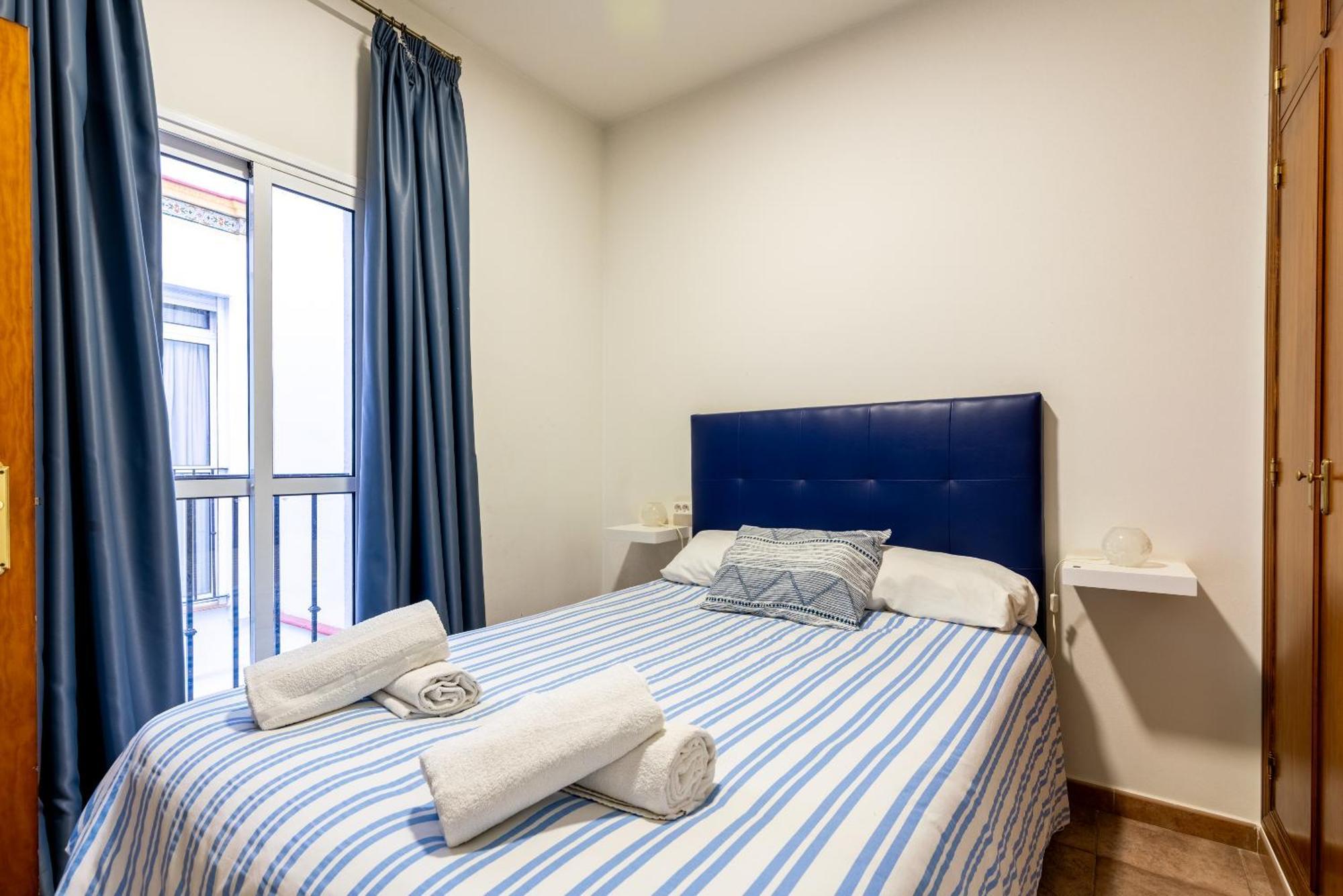 Ferienwohnung Aoa Casa Triana Familiar Con Terraza Sevilla Exterior foto